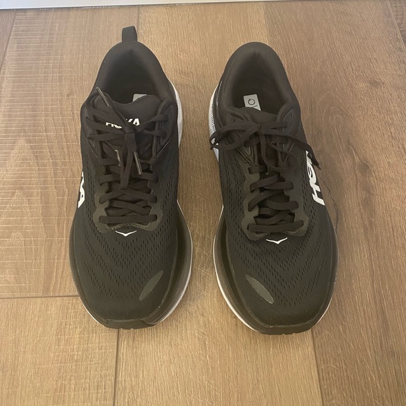 Hoka Bondi 8 Black and White Women’s 9.5 Athletic Shoes - Picture 3 of 7